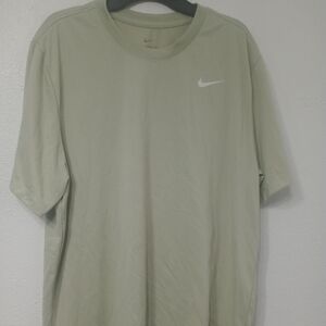 Mens Bundle Set Of 2 Nike Dri Fit Shirts Size Large Light Green /Navy